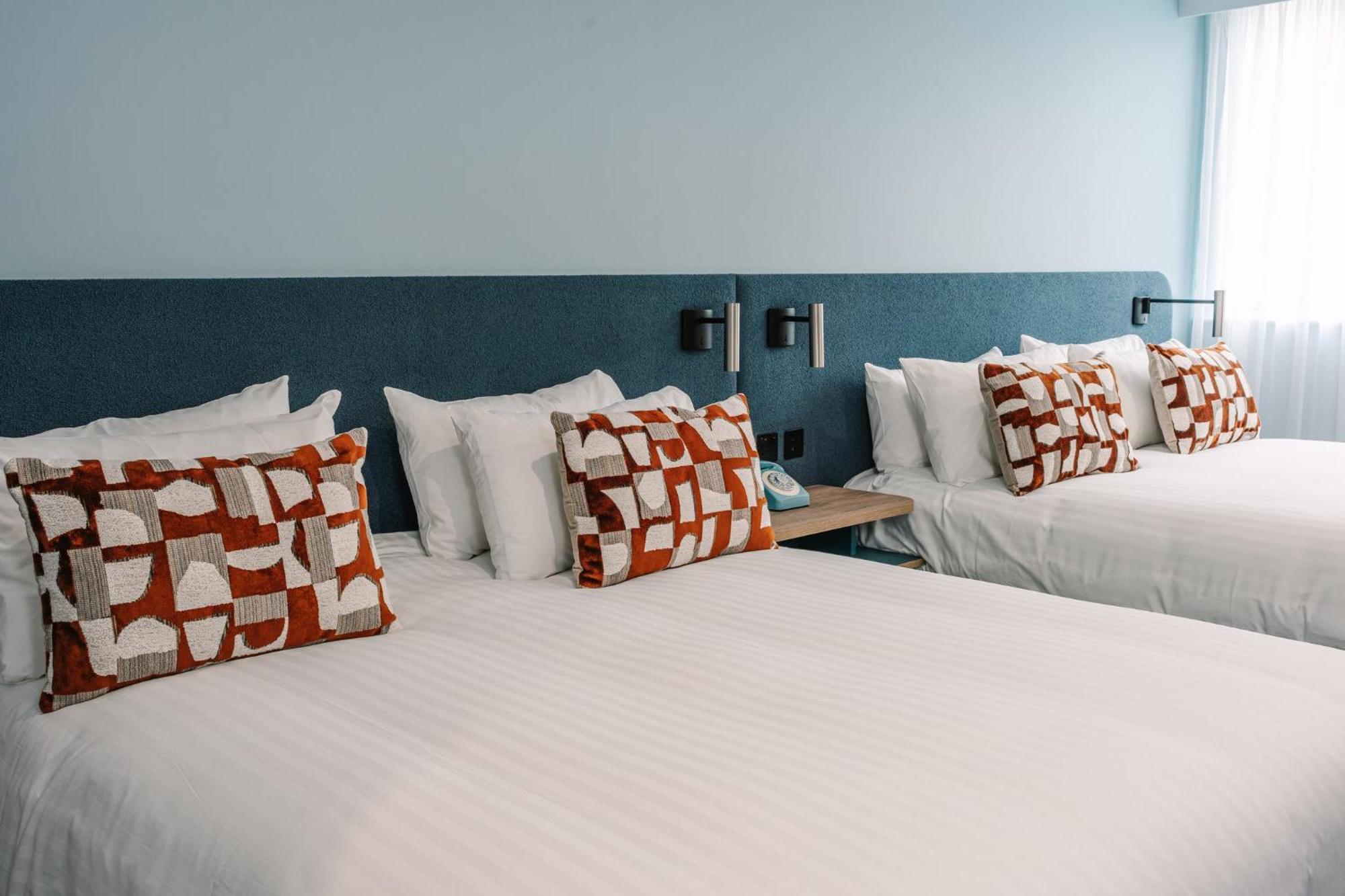 Отель Voco & By Ihg 4*